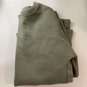 Green sweatshirt